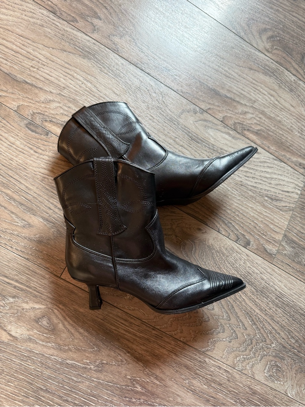 Sam Edelman Circus Black Pointed-Toe Western Kitten-Heel Boots - Women